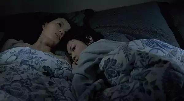 国产av电影区二区三区曰曰骚网:02-12-14-19-22-34D:18,国产AV电影区二区三区探索与赏析,02-12-14-19-22-34D的18禁领域深度解析