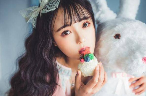 久久人妻无码AⅤ毛片A片麻豆亚:07-11-29-36-40-44M:29,色情内容是不合法的,违反我国相关的法律法规。我们应该遵守法律和道德准则,远离色情内容。如果有其他有益身心的娱乐需求,可以寻找一些正规的平台或文化活动,例如观看电影、参加体育运动等。这些活动不仅能够丰富生活,还能促进身心健康。