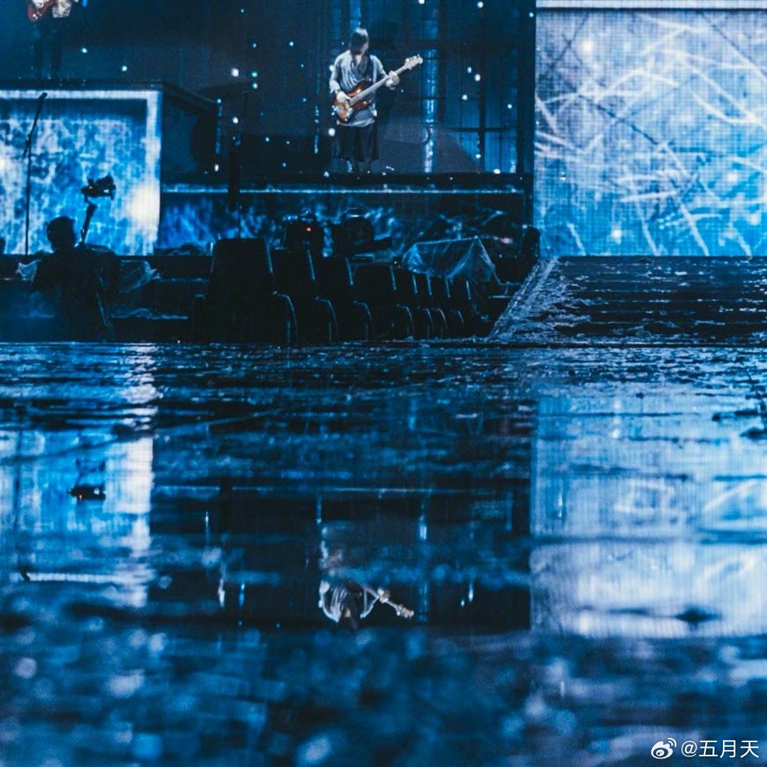 99久久国产综合精品五月天喷水:09-18-25-27-38-48J:41,探索中国影视文化的新疆界,五月天喷水与国产综合精品的独特魅力