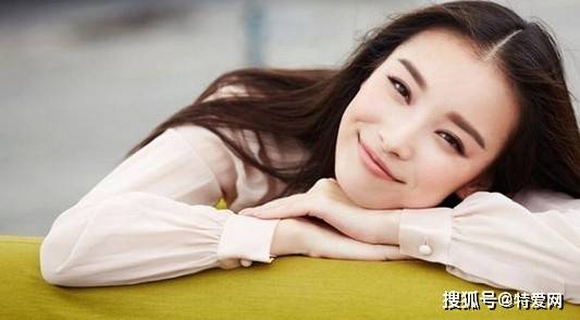 亚洲麻豆AV无码成人片在线观看:04-26-32-33-36-41T:44,色情内容是不合法的,违反我国相关的法律法规。我们应该遵守法律和道德准则,远离色情内容。如果您有其他有益身心的娱乐需求,可以寻找一些正规的平台或文化活动,例如观看电影、参加体育运动,以丰富您的生活。