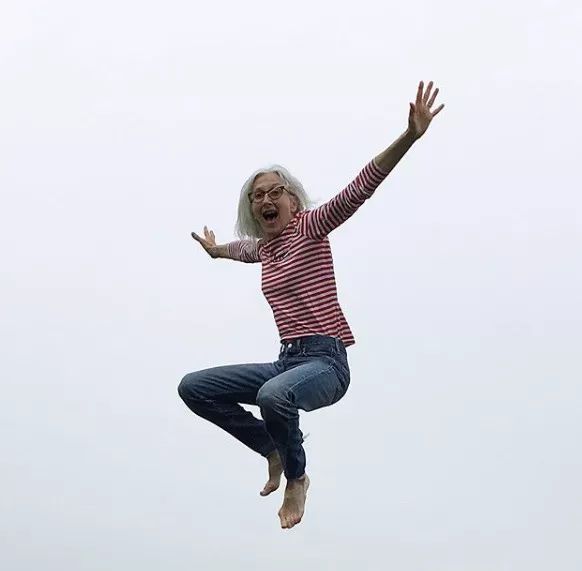 狠狠躁日日躁夜夜躁2020老妇:03-16-22-24-25-29Y:40,岁月流转下的激情燃烧——老妇的活力岁月与躁动人生