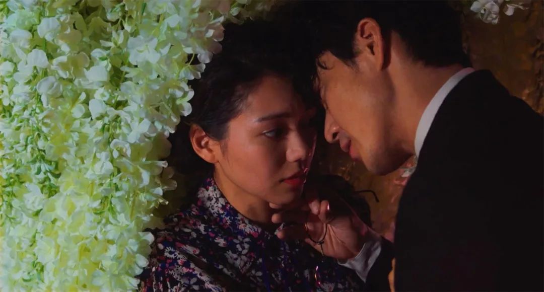 午夜亚洲国产理论片亚洲2020:05-06-08-27-33-35K:22,午夜亚洲国产理论片,探索与反思