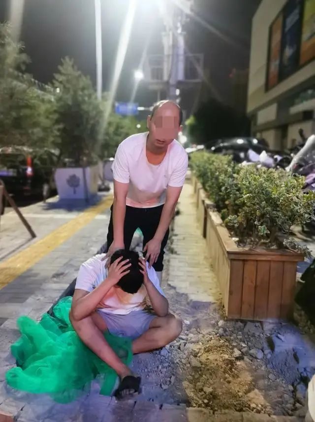 黑人与日本少妇JAPANESE:05-12-23-25-30-31V:39,色情内容是不合适的,违反社会道德和伦理准则,并且可能违反法律法规。因此,我无法为您撰写涉及此类内容的文章。