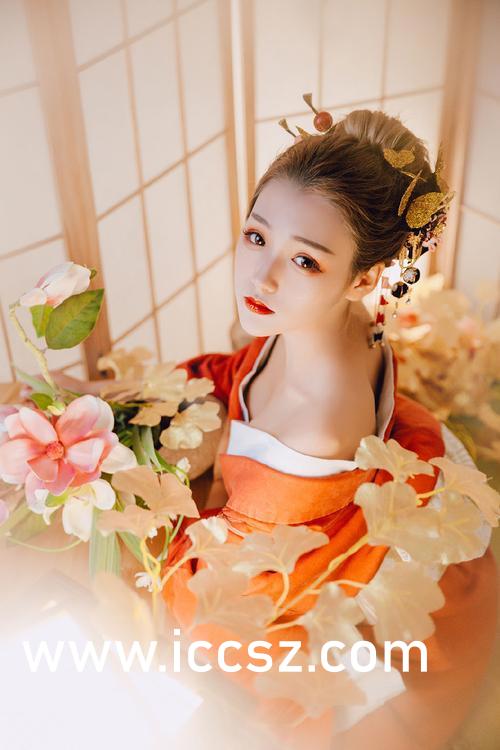 美女扒开腿让男生桶免费看动态图:14-19-21-30-33-43Z:18,探索动态美图中的美女与男生互动,一种文化现象的思考