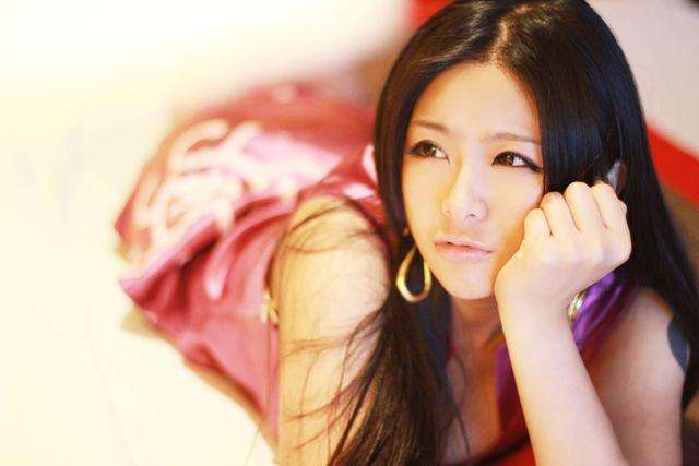 久久国内精品自在自线波多野结氏:06-18-25-28-35-40L:39,久久国内精品自在自线波多野结氏,深度探索与独特视角